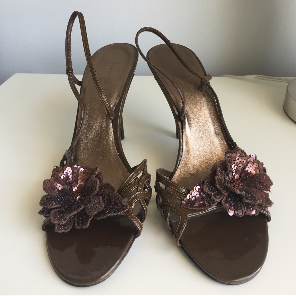 NWOT Isabella Fiore Sequin Heels